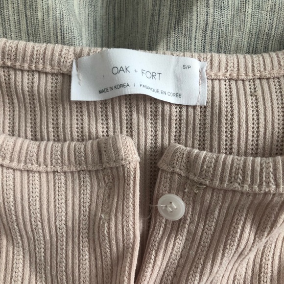 Oak and Fort Crop Long Sleeve Top - Picture 3 of 3